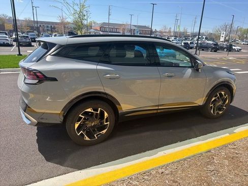 Used 2024 Kia Sportage SX image 10