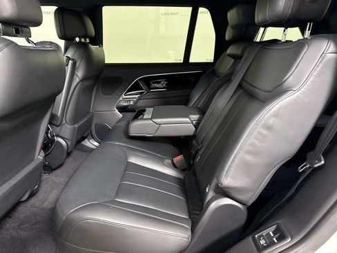Used 2025 Land Rover Range Rover Long Wheelbase SE AWD/4WD image 14