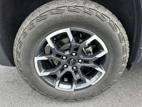 Used 2026 Chevrolet Equinox ACTIV image 18