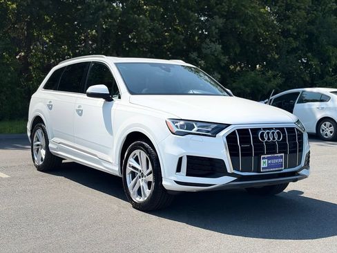 Used 2023 Audi Q7 2.0T Premium w/ Towing Package AWD/4WD image 8