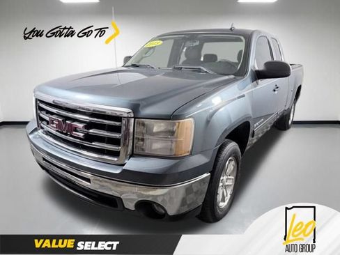 Used 2013 GMC Sierra 1500 SLE w/ Power Tech Package RWD image 1