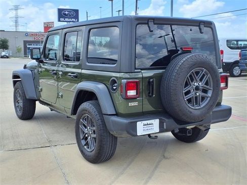 Used 2024 Jeep Wrangler Sport S image 3