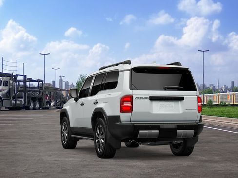 New 2026 Toyota Land Cruiser image 7