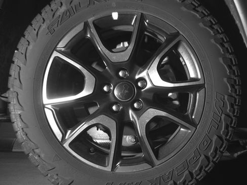 Used 2025 Jeep Compass Trailhawk AWD/4WD image 15