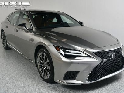Used 2023 Lexus LS 500 w/ Accessory Package (Z2)