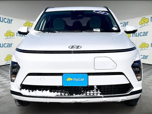 Used 2024 Hyundai Kona SEL image 2