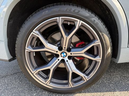 Certified 2024 BMW X5 xDrive40i w/ M Sport Package AWD/4WD image 16