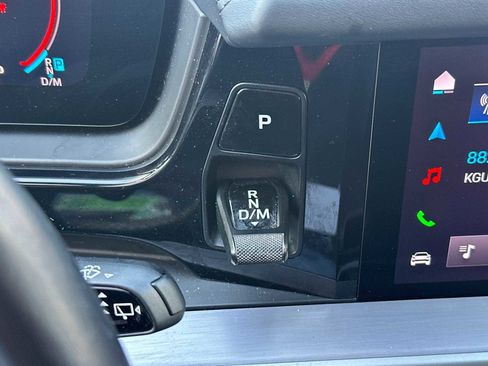 Certified 2024 Porsche Cayenne E-Hybrid image 23