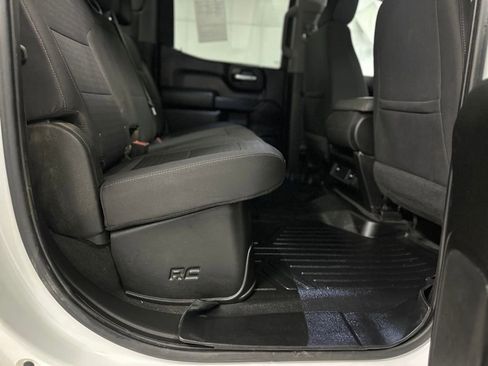 Used 2022 Chevrolet Silverado 1500 Custom image 20