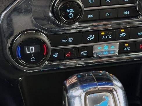 Used 2021 Ford Bronco Outer Banks AWD/4WD image 24