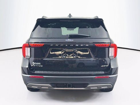 New 2026 Ford Explorer Active w/ Active Comfort Package AWD/4WD image 10