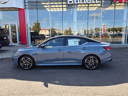 New 2025 Nissan Sentra SR w/ SR Premium Package image 9