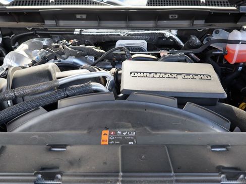 Used 2025 GMC Sierra 2500 Denali Ultimate image 33