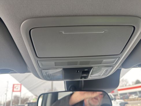 Used 2019 Honda Pilot LX image 30