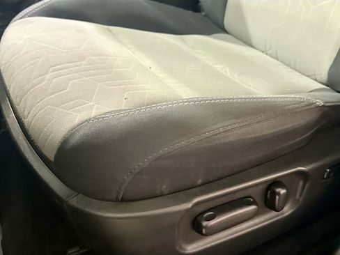 Used 2020 Toyota Tacoma TRD Off-Road image 19