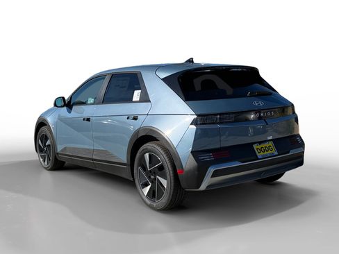 New 2026 Hyundai Ioniq 5 SEL image 3