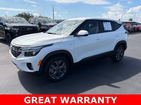 Used 2026 Kia Seltos LX FWD image 3