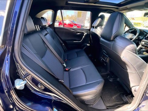 Used 2020 Toyota RAV4 XSE image 16