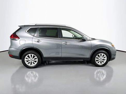 Used 2020 Nissan Rogue SV AWD/4WD image 9