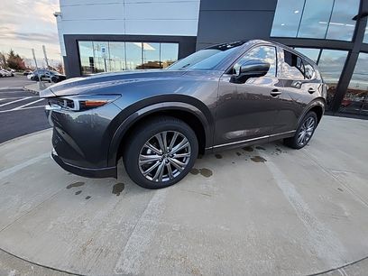 New 2025 MAZDA CX-5 Signature