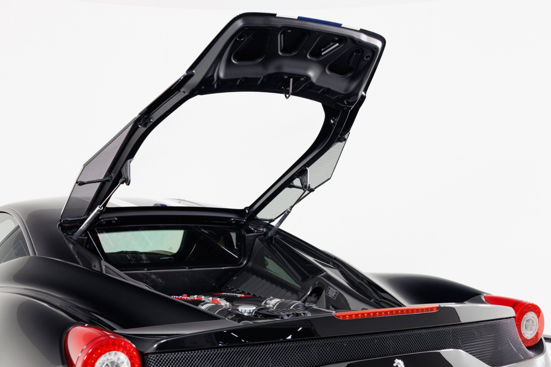 Used 2015 Ferrari 458 Speciale Coupe RWD image 48
