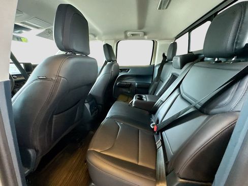 Used 2024 Ford Maverick Lariat w/ Black Appearance Package image 25