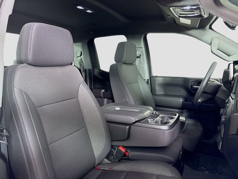 Used 2026 Chevrolet Silverado 1500 Custom AWD/4WD image 28