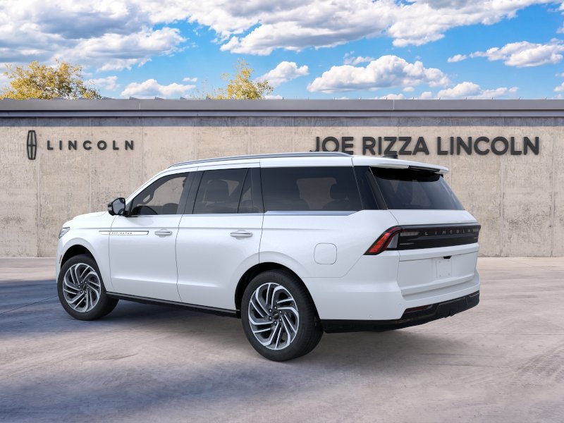 New 2025 Lincoln Navigator Reserve AWD/4WD image 4