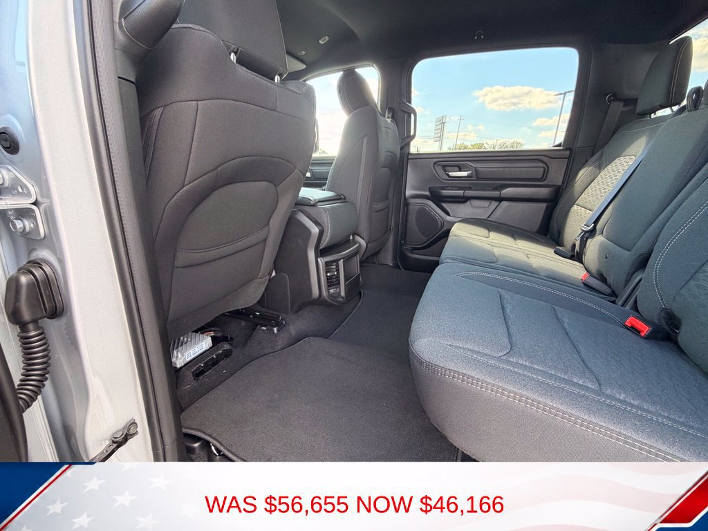 New 2026 RAM 1500 Express AWD/4WD image 15