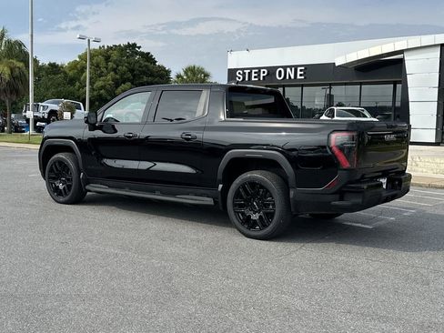 New 2026 GMC Sierra EV Elevation w/ LPO, Elevation Dark Package image 5