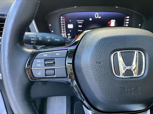 Used 2023 Honda Pilot Elite image 24