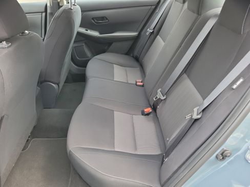 Used 2025 Nissan Sentra SV w/ Trunk Package image 6