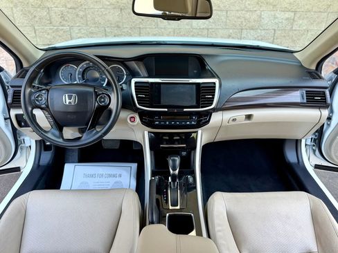 Used 2017 Honda Accord EX-L image 14