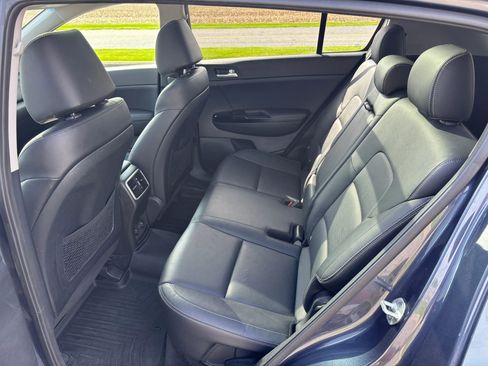 Used 2017 Kia Sportage SX image 16