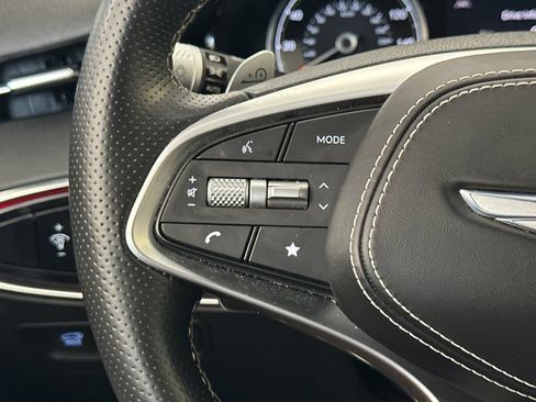 Used 2025 Genesis Electrified GV70 AWD/4WD image 30