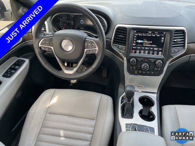 Used 2018 Jeep Grand Cherokee Limited AWD/4WD image 14