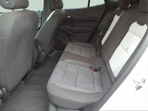 Used 2024 Chevrolet Trax RS image 22