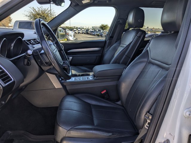 Used 2020 Land Rover Discovery Landmark AWD/4WD image 12