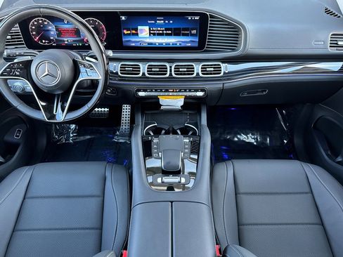 New 2026 Mercedes-Benz GLS 450 4MATIC image 3