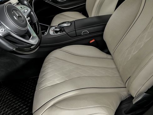 Used 2019 Mercedes-Benz Maybach S 560 4MATIC image 23