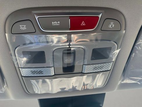 New 2025 Kia Telluride EX w/ EX Captain's Chair Package image 25