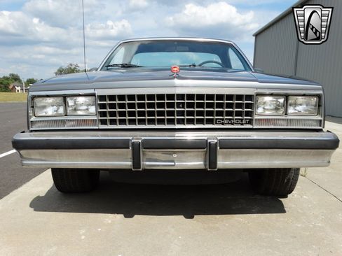 Used 1985 Chevrolet El Camino V8 image 2