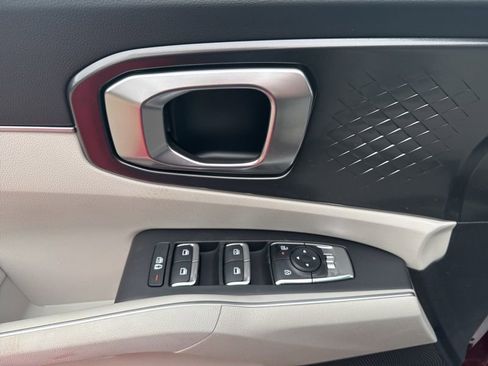 Used 2025 Kia Sorento S image 26