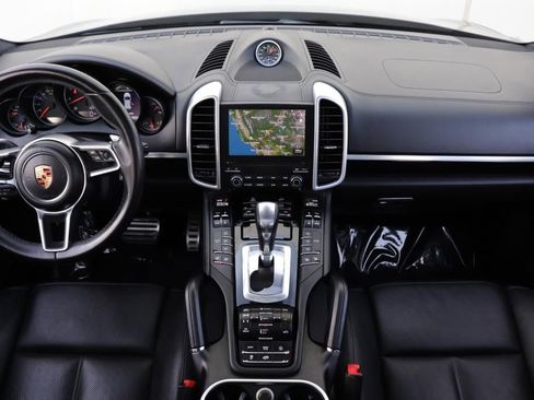 Used 2017 Porsche Cayenne GTS image 46