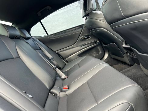 Used 2020 Lexus ES 350 F Sport w/ Accessory Package FWD image 52