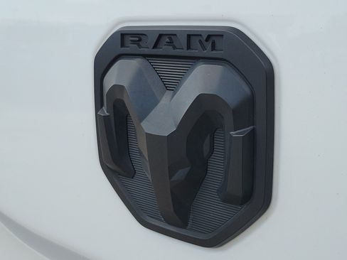 Used 2023 RAM 1500 Big Horn AWD/4WD image 6