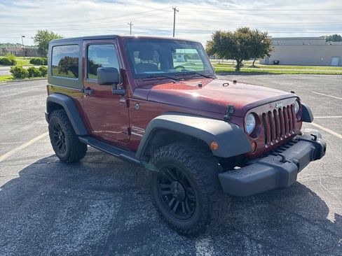 Used 2010 Jeep Wrangler Sport AWD/4WD image 3