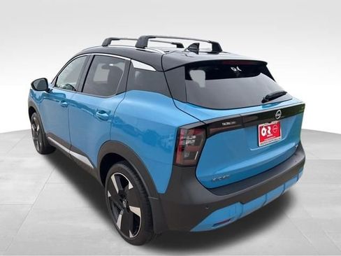 Used 2025 Nissan Kicks SR w/ Illumination Package FWD image 4