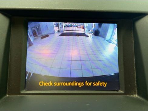 Used 2012 Toyota Highlander Limited w/ Tow Pkg image 11