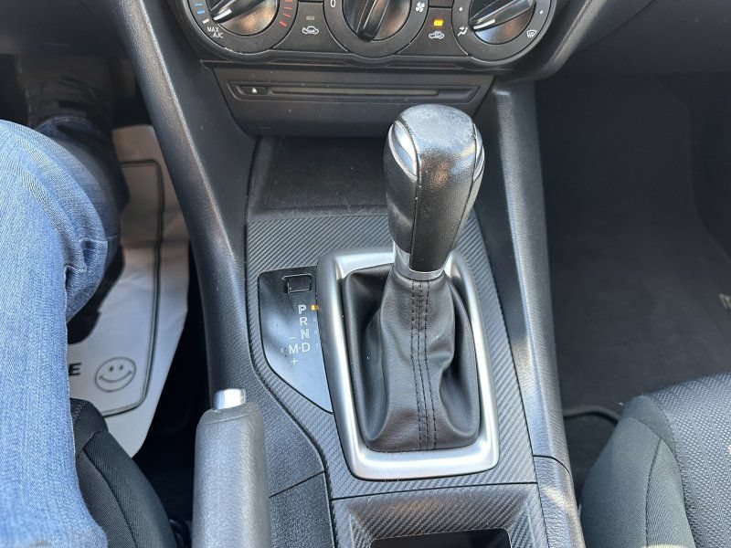 Used 2014 MAZDA MAZDA3 i Sport FWD image 19
